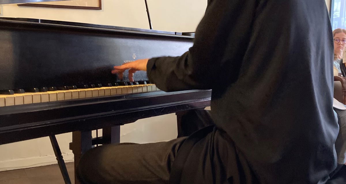 A Sunday afternoon with music