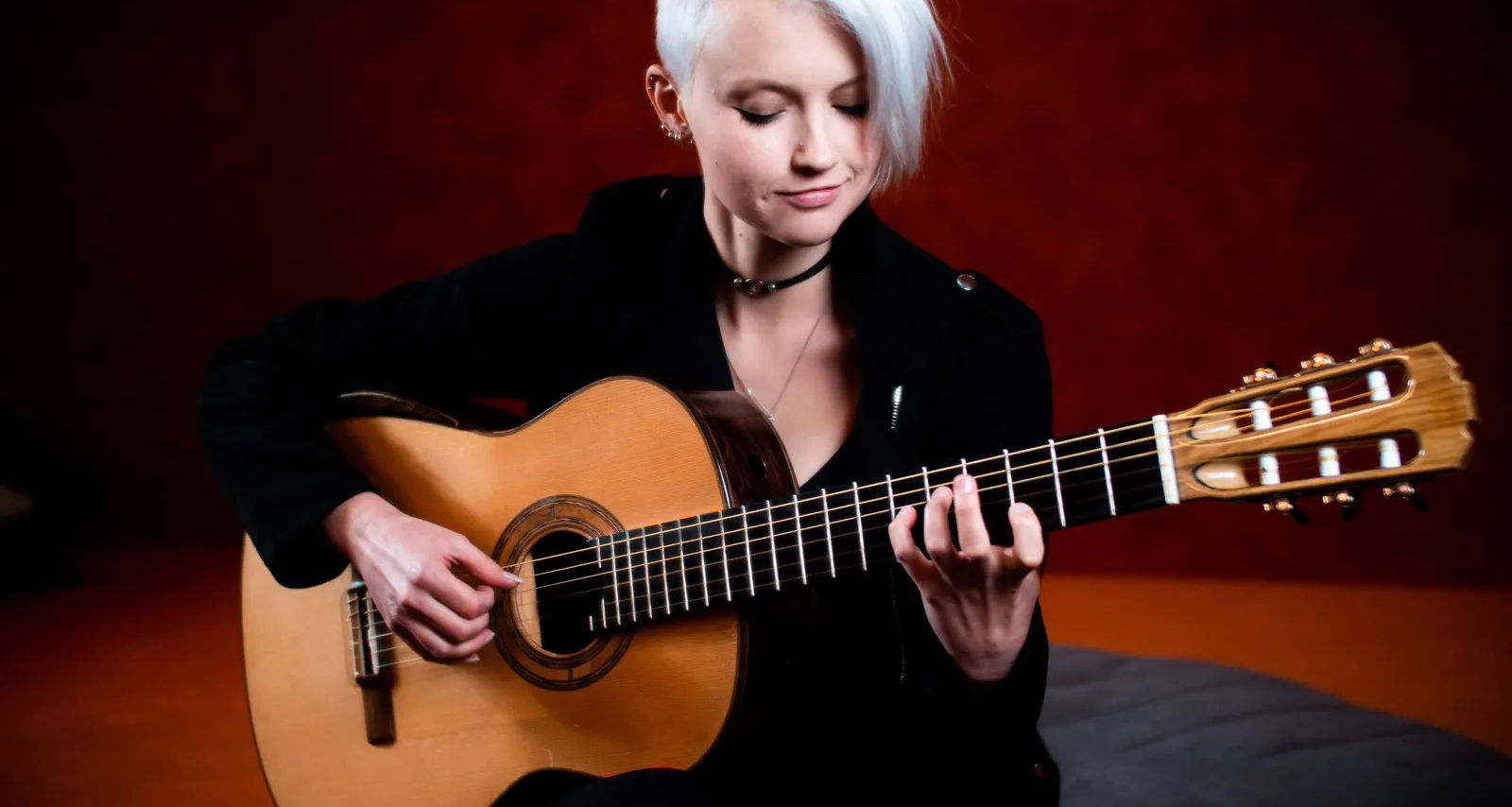 OMNI Foundation for the Performing Arts Presents: Stephanie Jones (guitar)