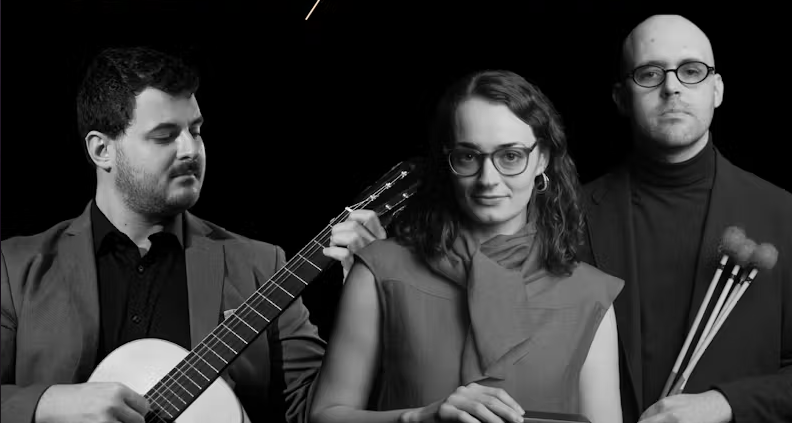 Aperitono: Octavio Deluchi and Concurrent Duo