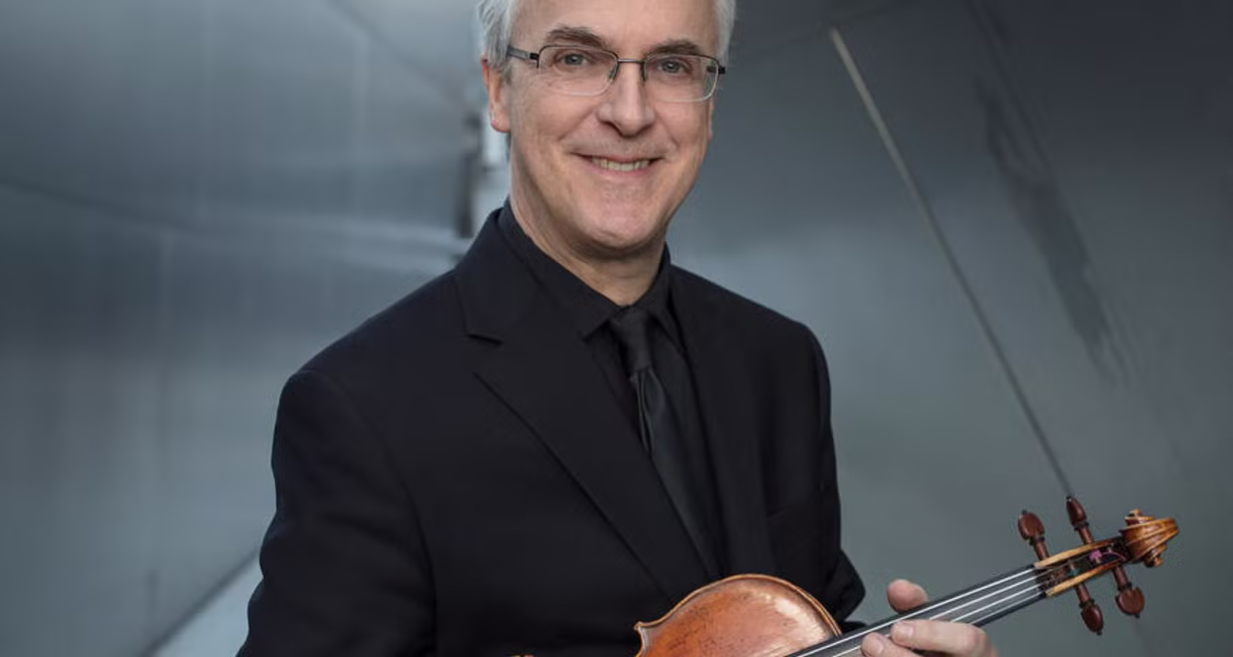 Concertmaster of the LAPhil for 30 years and Now: A Solo Violinmuse!