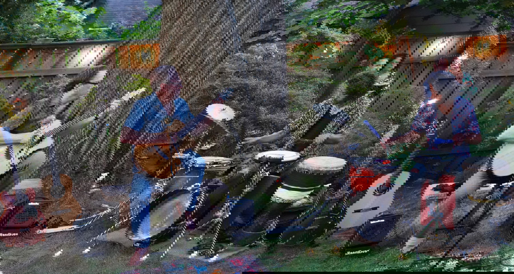 Latin Classical Psychedelic in the Garden