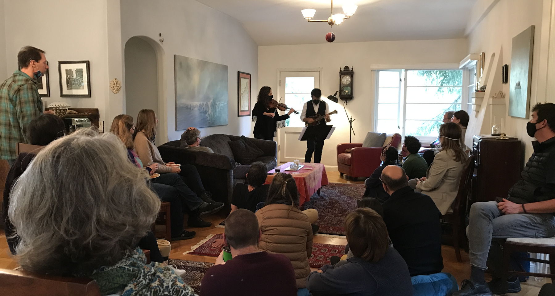 Cello & violin concert in downtown Mill Valley