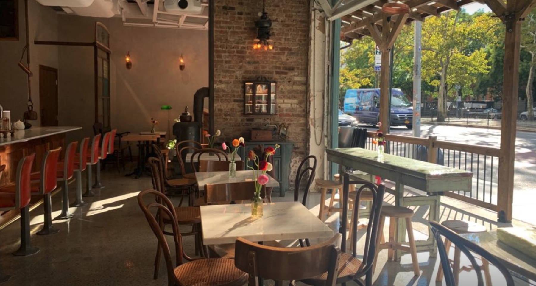 Classical guitar at Beloved Cafe