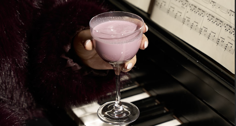 Aperitono: Almost, Always